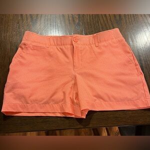 Under Armour Women's Pink Coral Fitted 4" Golf Shorts Size 6